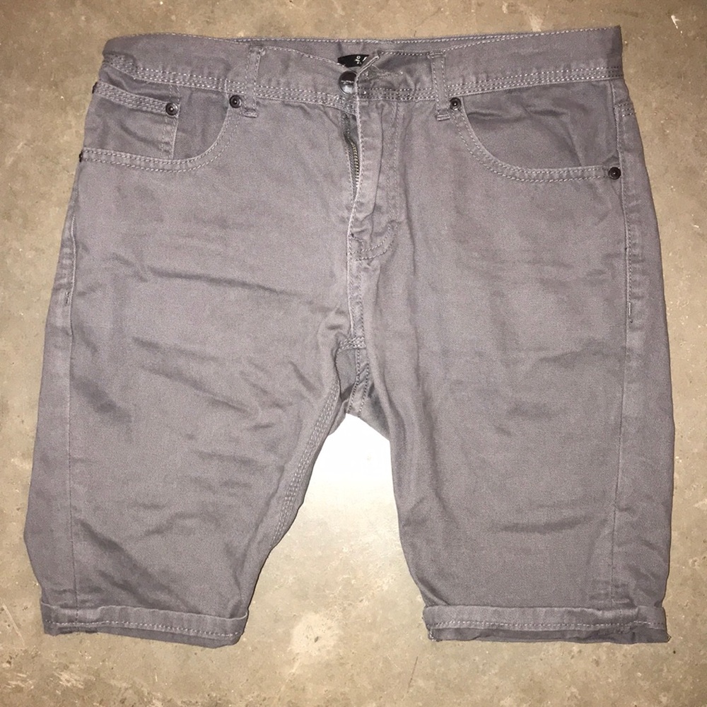 Grey shorts